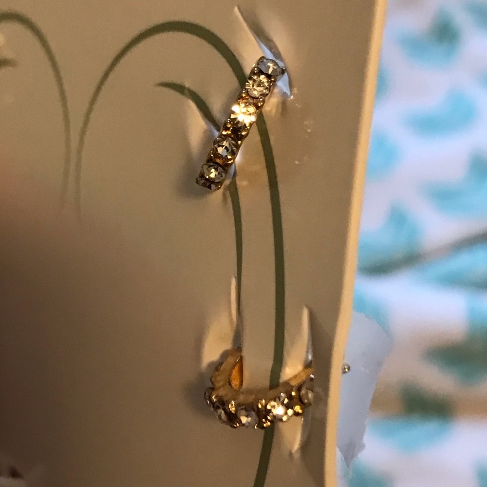 Gold Rinestone Earrings Set - Picture 4 of 5
